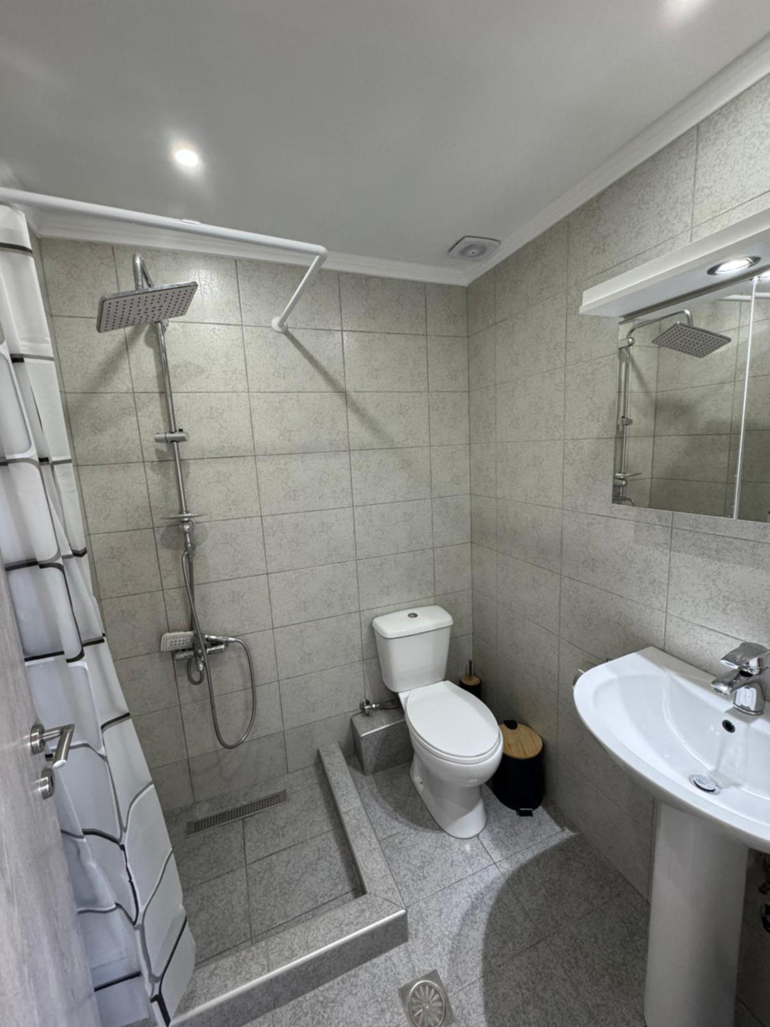 Adoniss Apartmentss Paralia Dionysiou Exterior foto